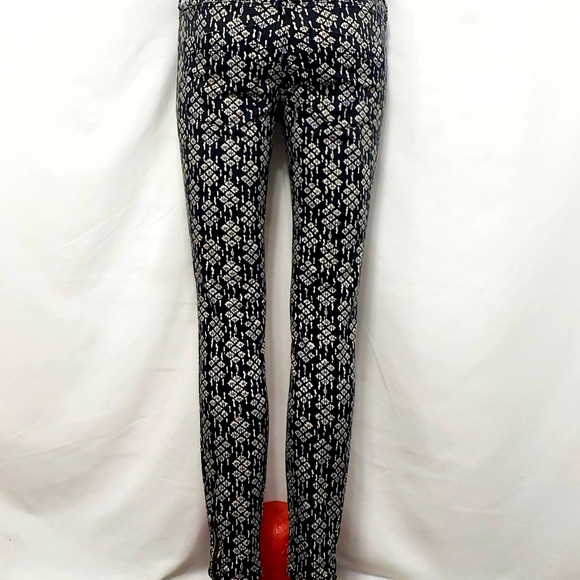 Pilcro & the Letterpress Serif Skinny Sz 25 - Picture 3 of 8